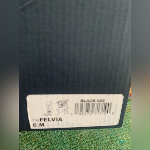 Tommy Hilfiger Women's Felvia Knee High Boot, Black, 6- NIB. - Picture 6 of 8